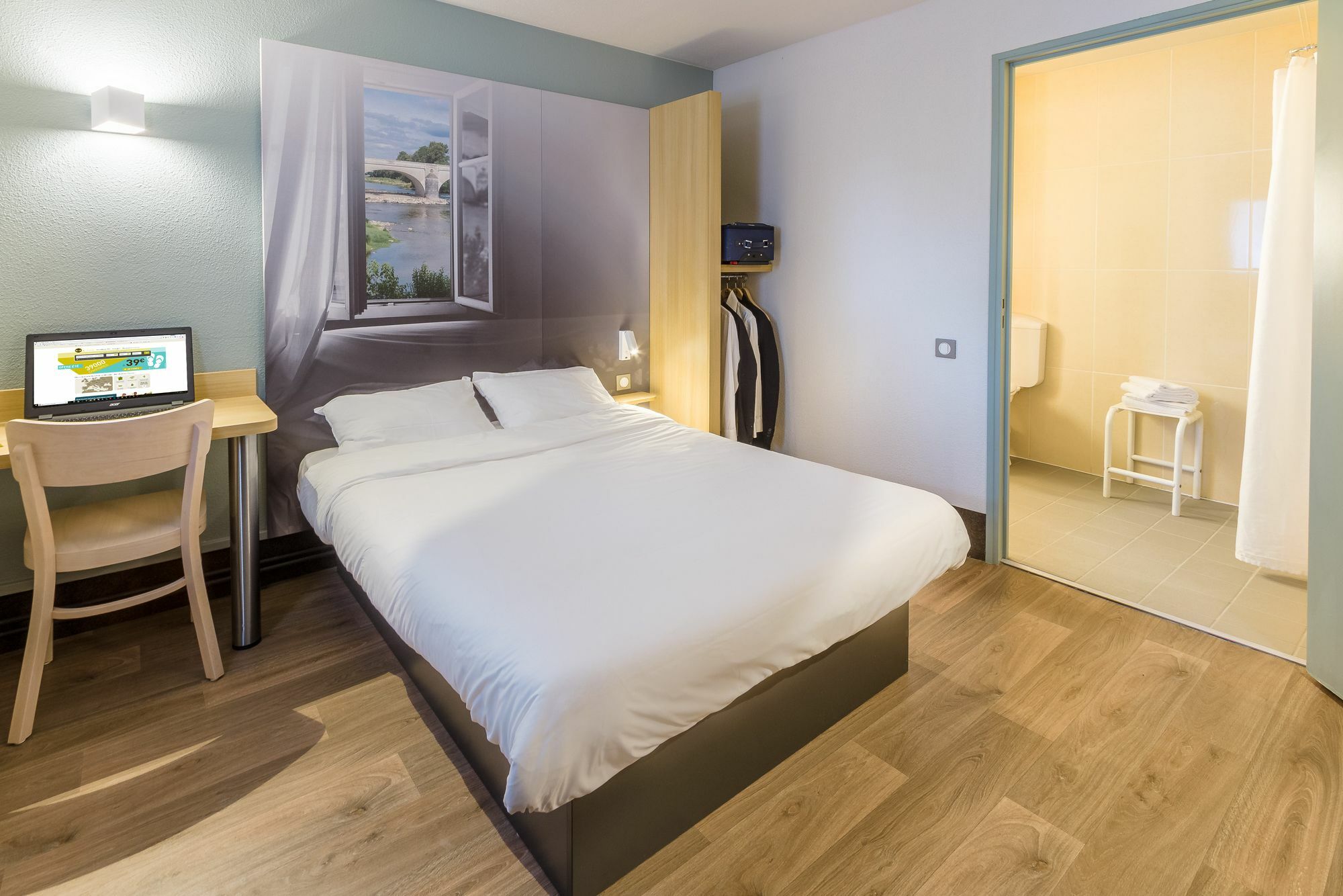 B&B Hotel Bordeaux Лормон Екстериор снимка