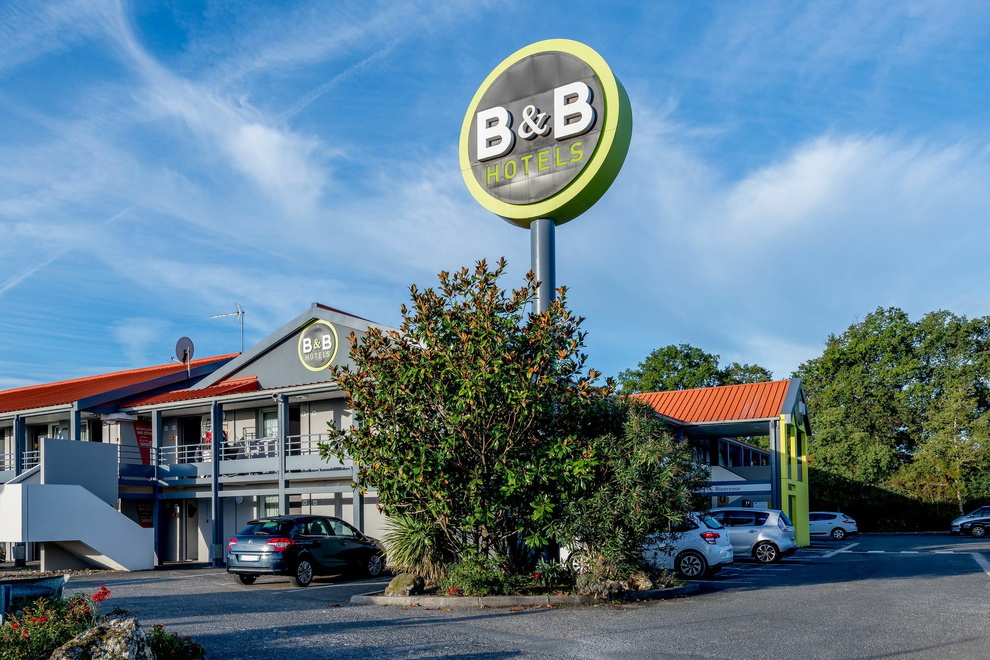 B&B Hotel Bordeaux Лормон Екстериор снимка