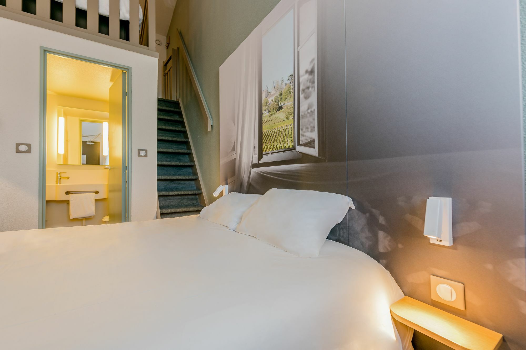 B&B Hotel Bordeaux Лормон Екстериор снимка